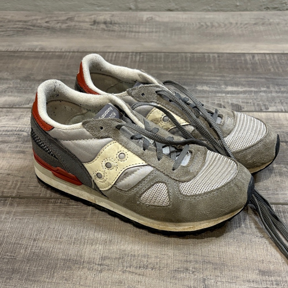 Saucony Shadow Suede Athletic Shoes Gray Cream Orange/Red GUC Youth 3